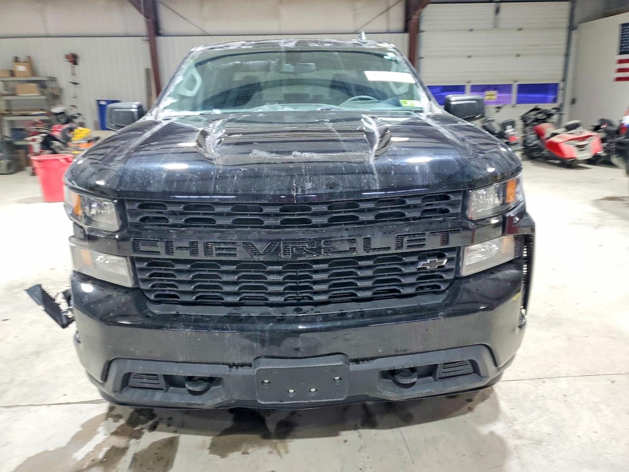 2021 CHEVROLET SILVERADO K1500 CUSTOM photo 5