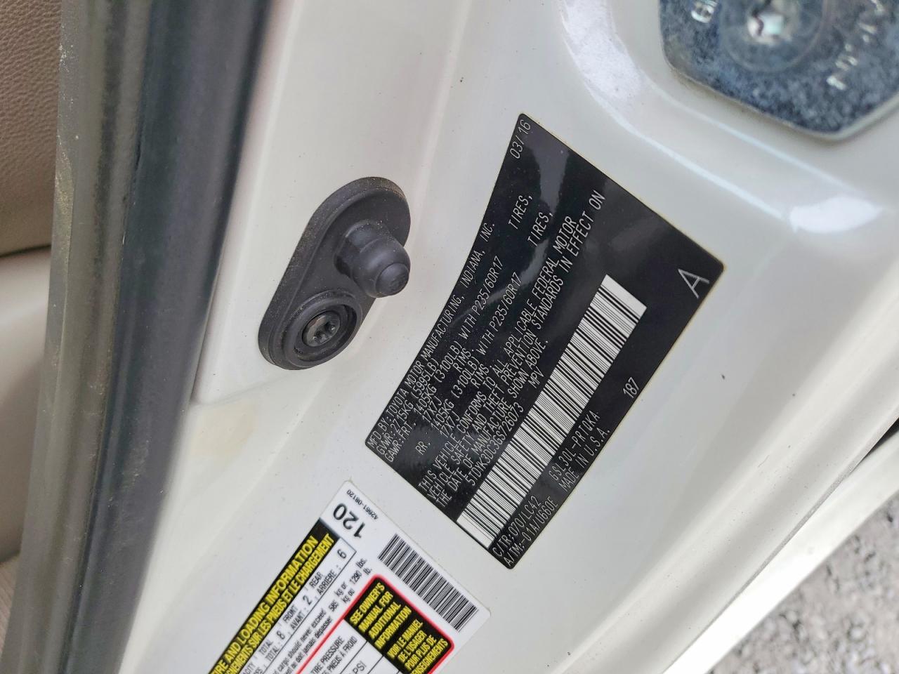 2016 TOYOTA SIENNA XLE photo 13