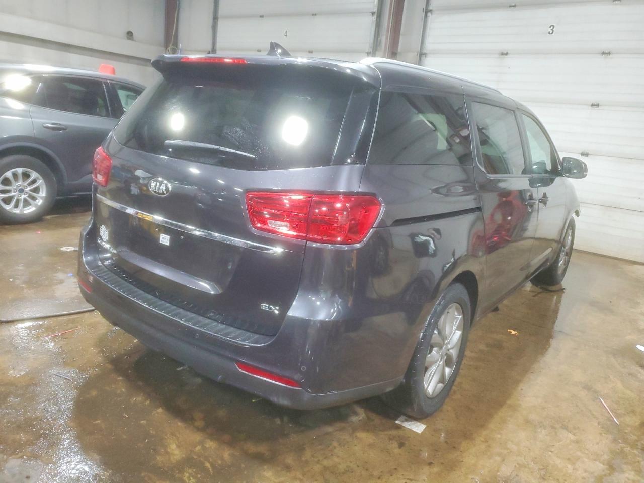 2021 KIA SEDONA EX photo 5