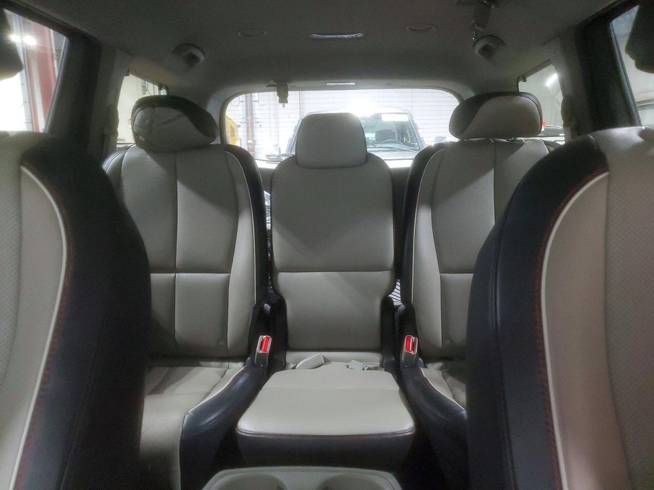 2021 KIA SEDONA EX photo 19