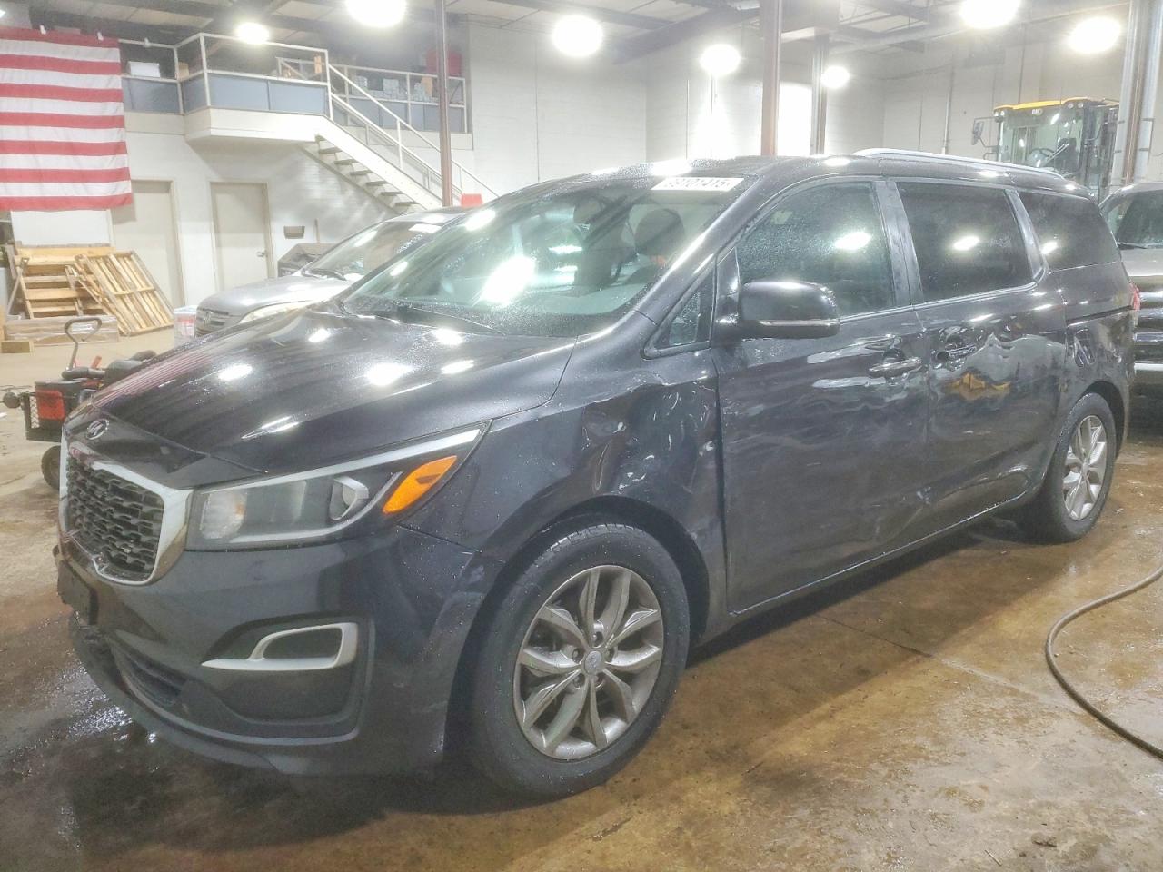 2021 KIA SEDONA