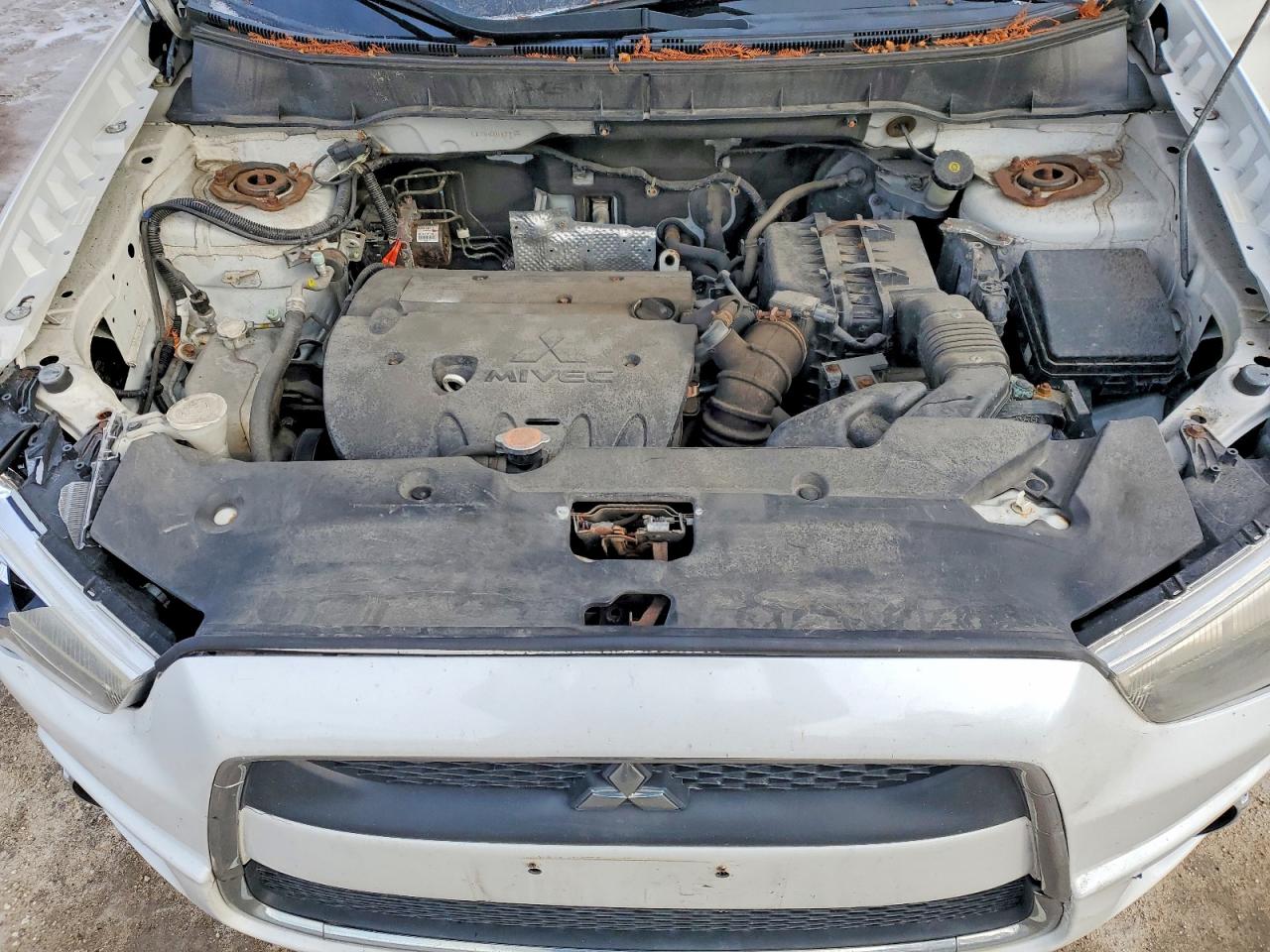 2011 MITSUBISHI OUTLANDER SPORT SE photo 12