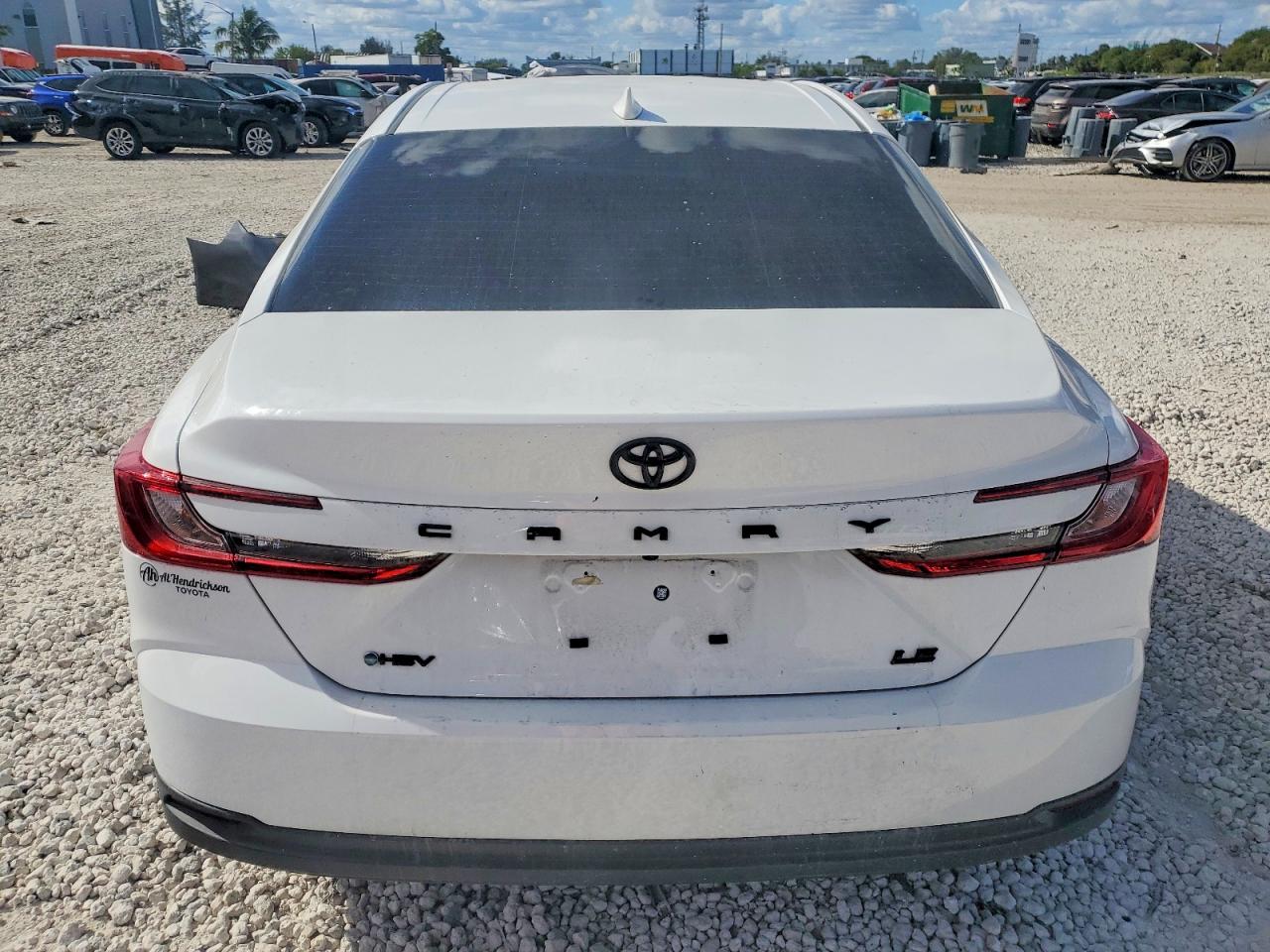 2025 TOYOTA CAMRY LE photo 6
