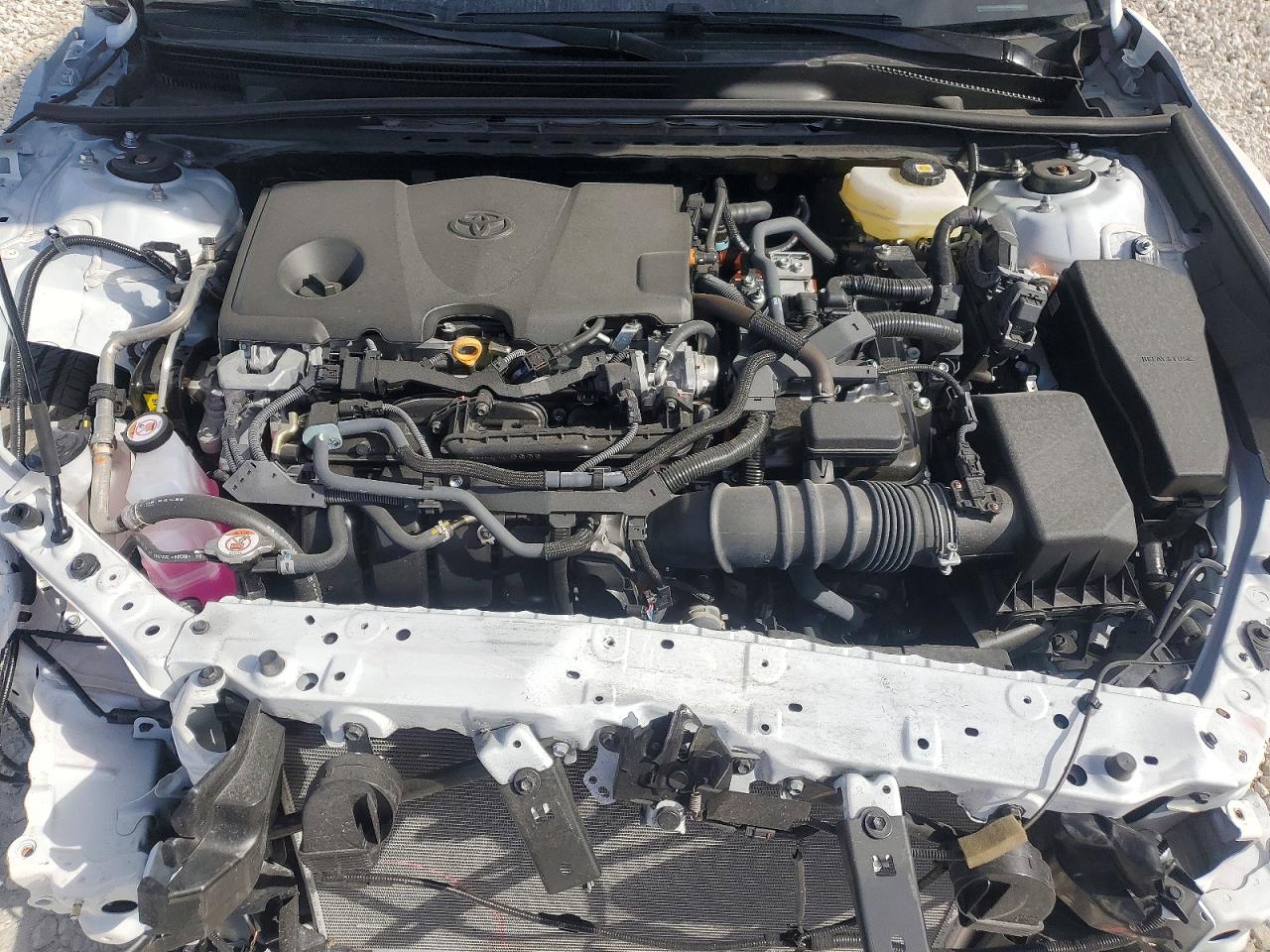 2025 TOYOTA CAMRY LE photo 11