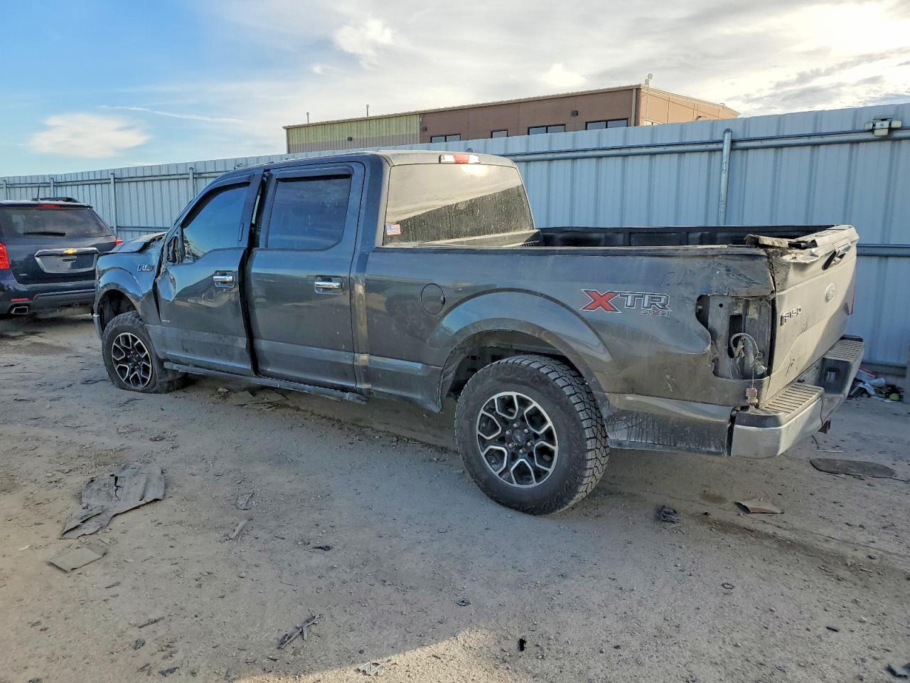2016 FORD F150 SUPERCREW photo 2