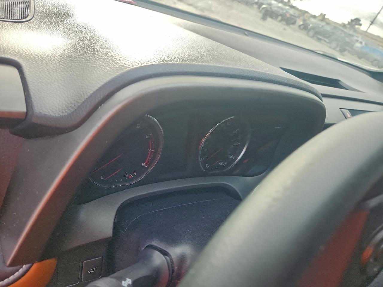2017 TOYOTA RAV4 SE photo 9