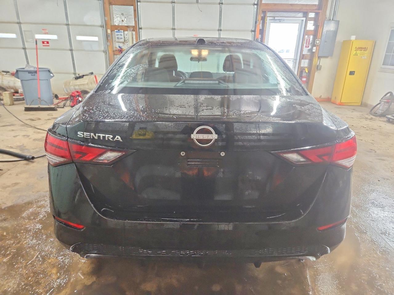 2025 NISSAN SENTRA SV photo 6