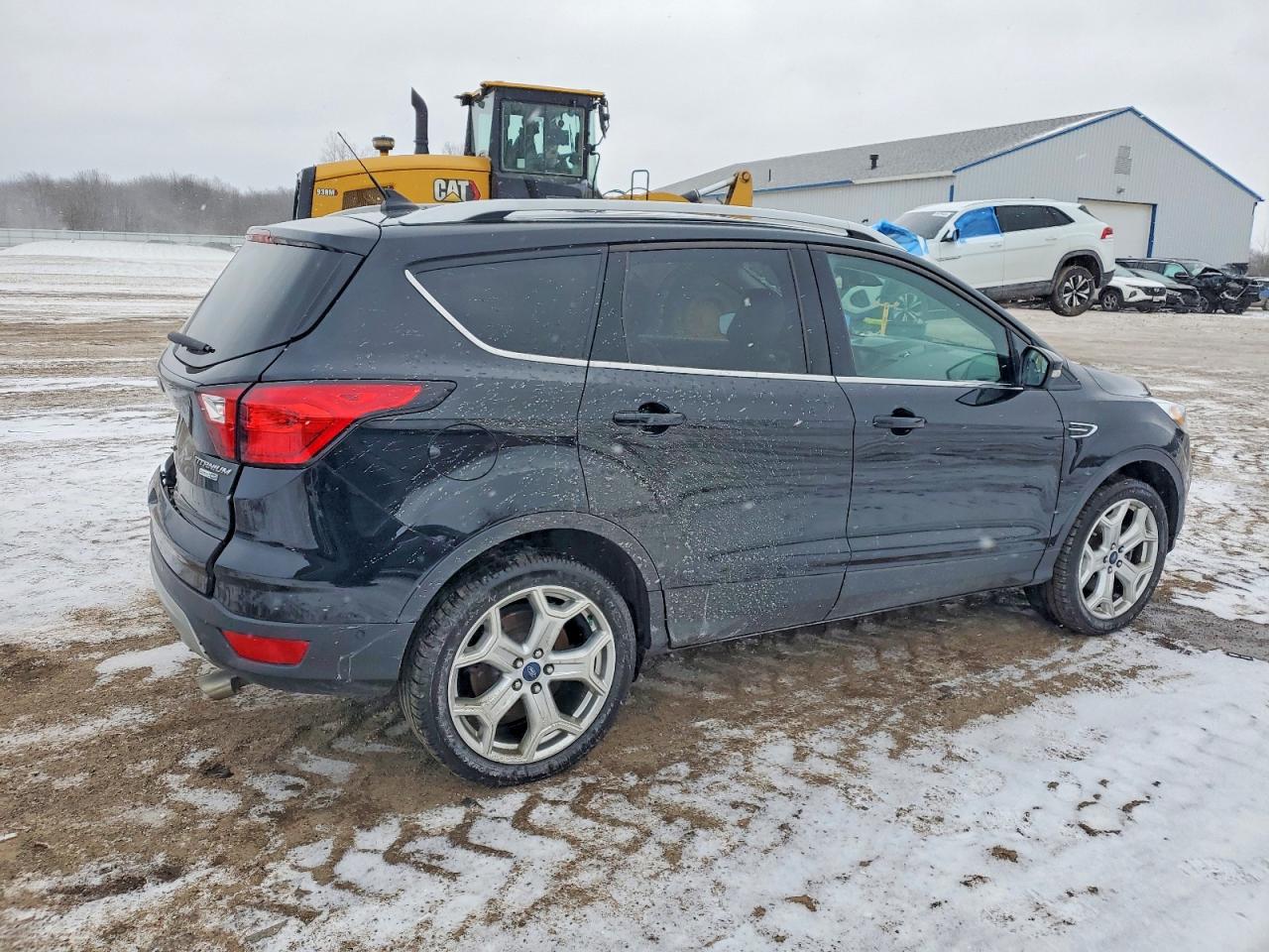 2019 FORD ESCAPE TITANIUM photo 3