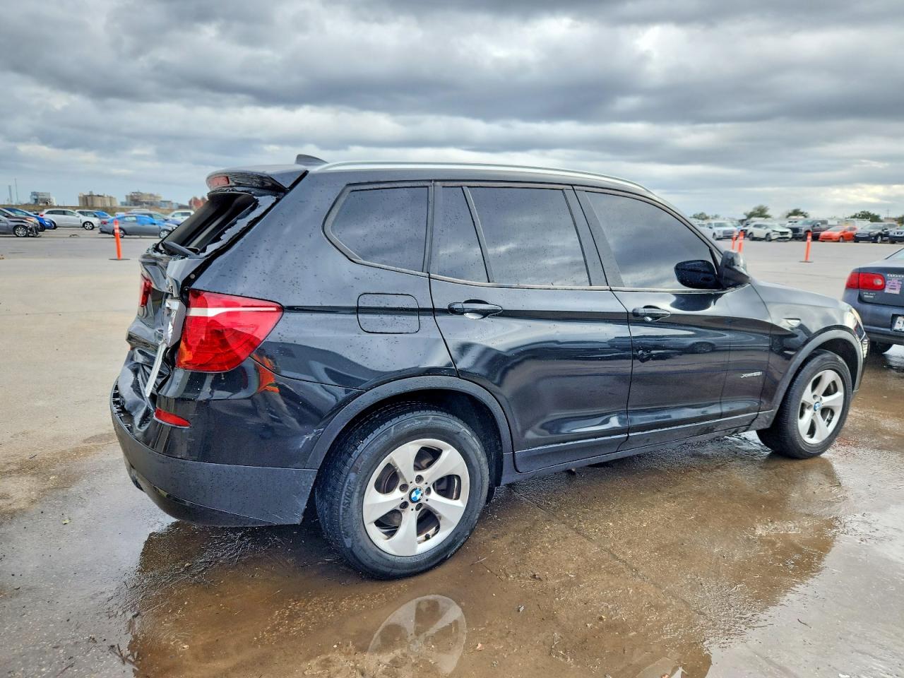2012 BMW X3 XDRIVE28I photo 3