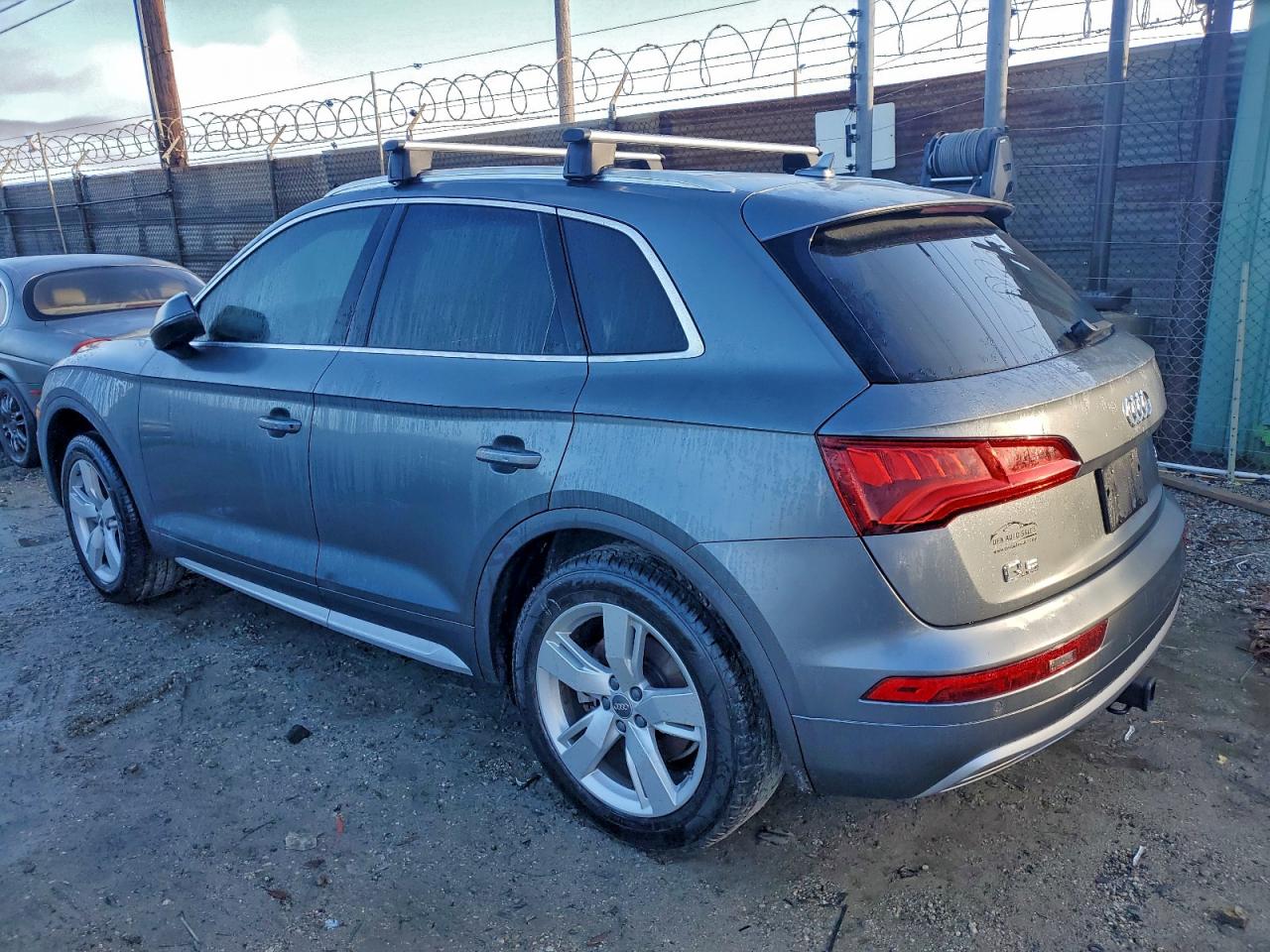 2018 AUDI Q5 PREMIUM PLUS photo 2