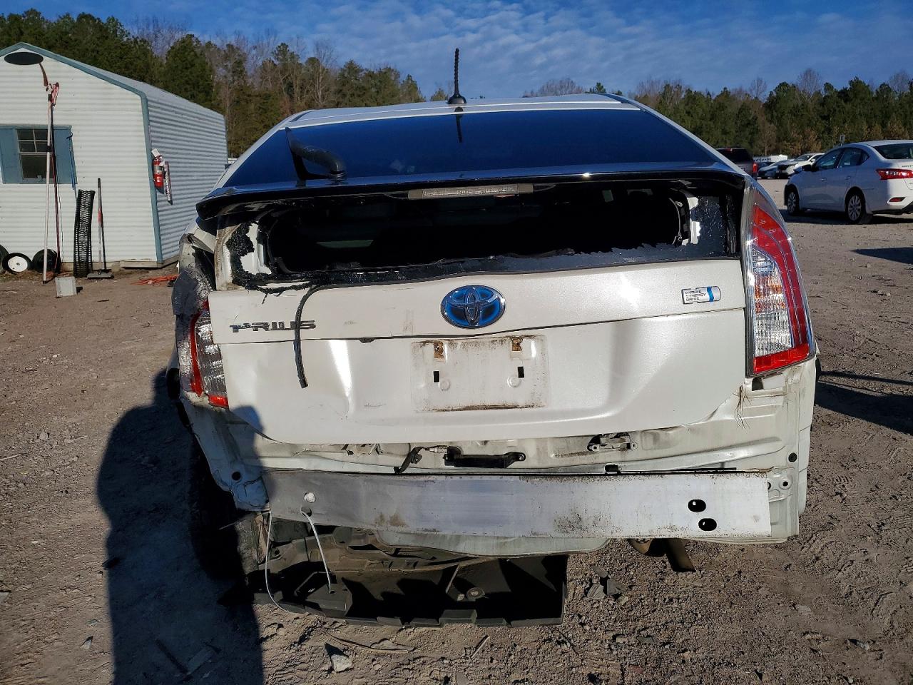 2014 TOYOTA PRIUS photo 6