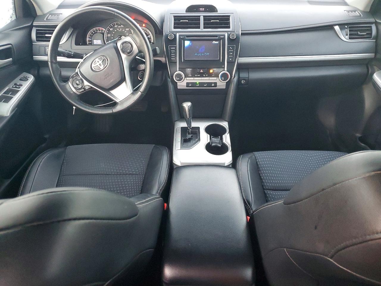 2013 TOYOTA CAMRY L photo 8