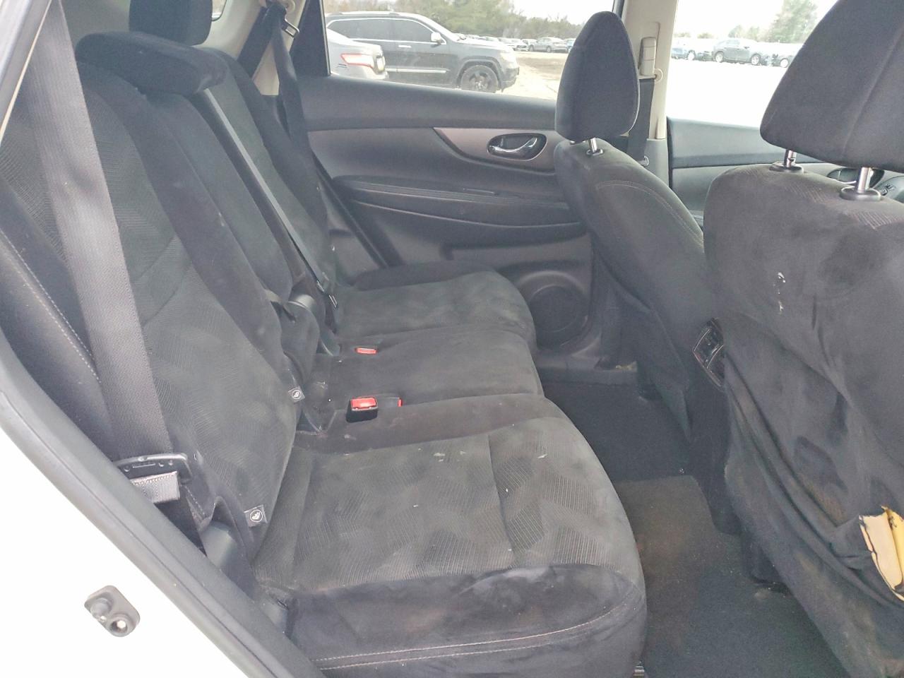 2016 NISSAN ROGUE S photo 11