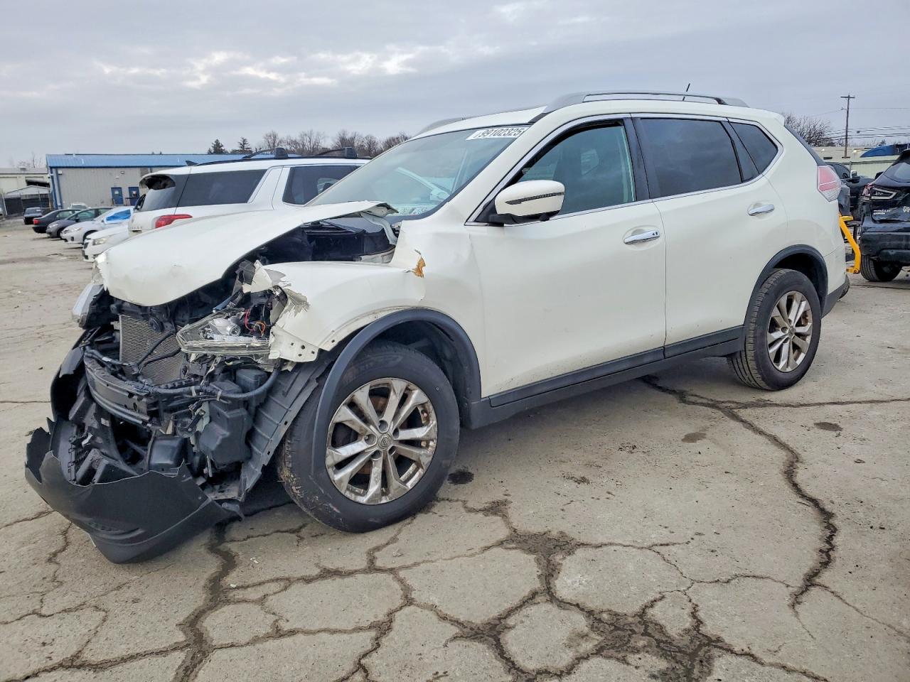 2016 NISSAN ROGUE