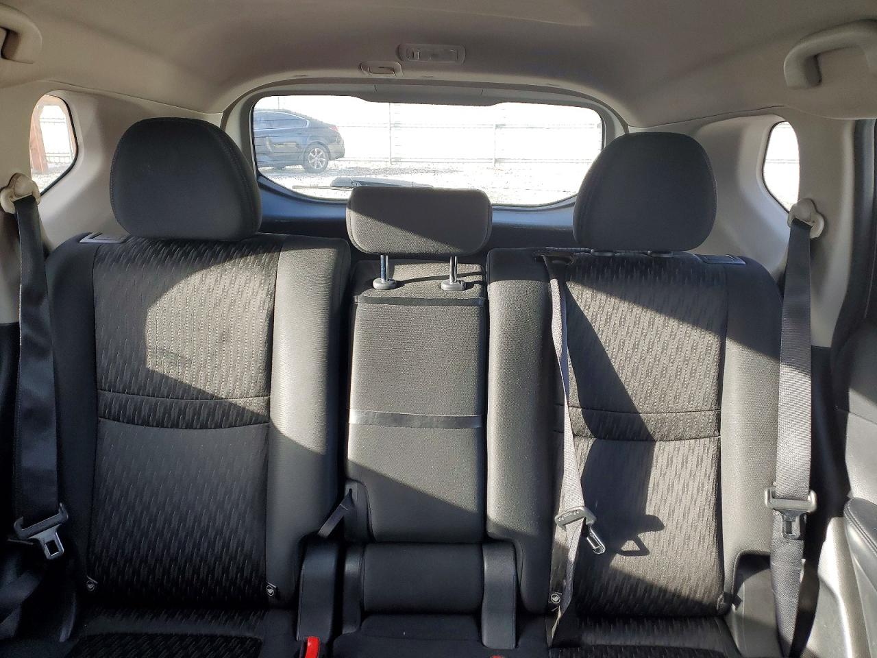 2018 NISSAN ROGUE S photo 10