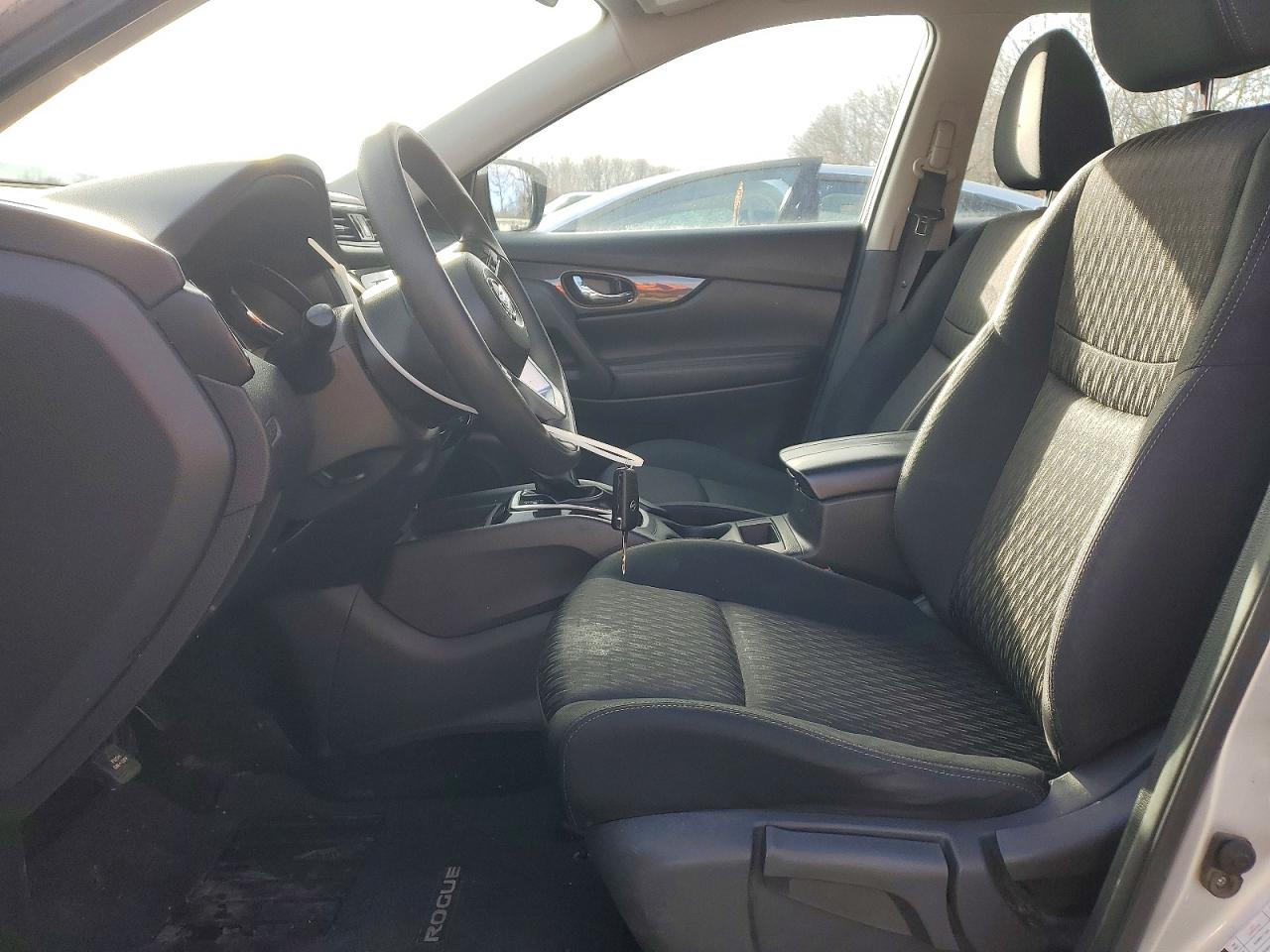 2018 NISSAN ROGUE S photo 7