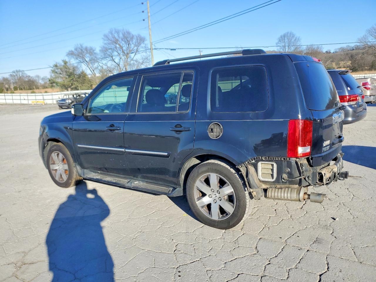 2015 HONDA PILOT TOURING photo 2