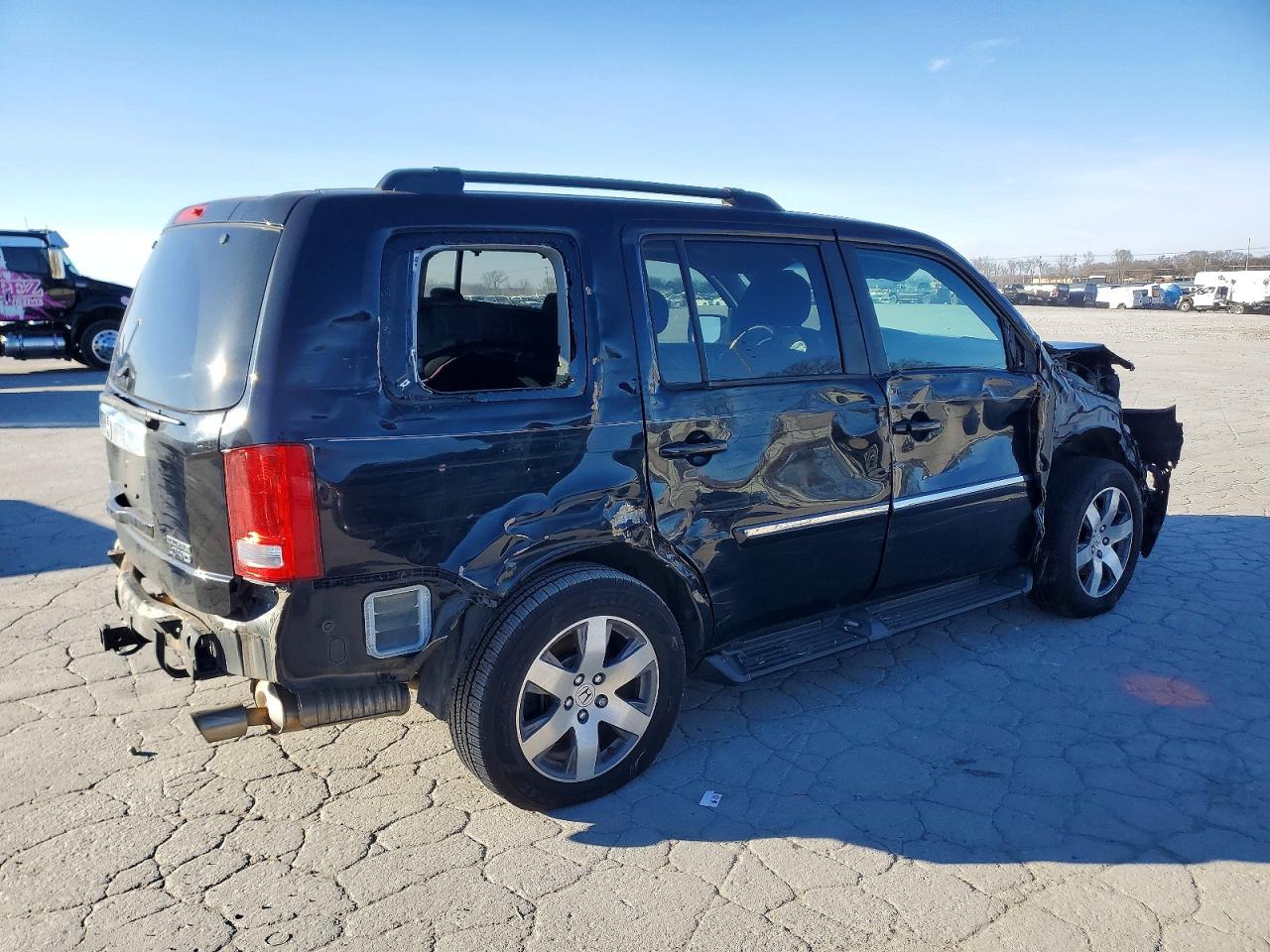 2015 HONDA PILOT TOURING photo 3