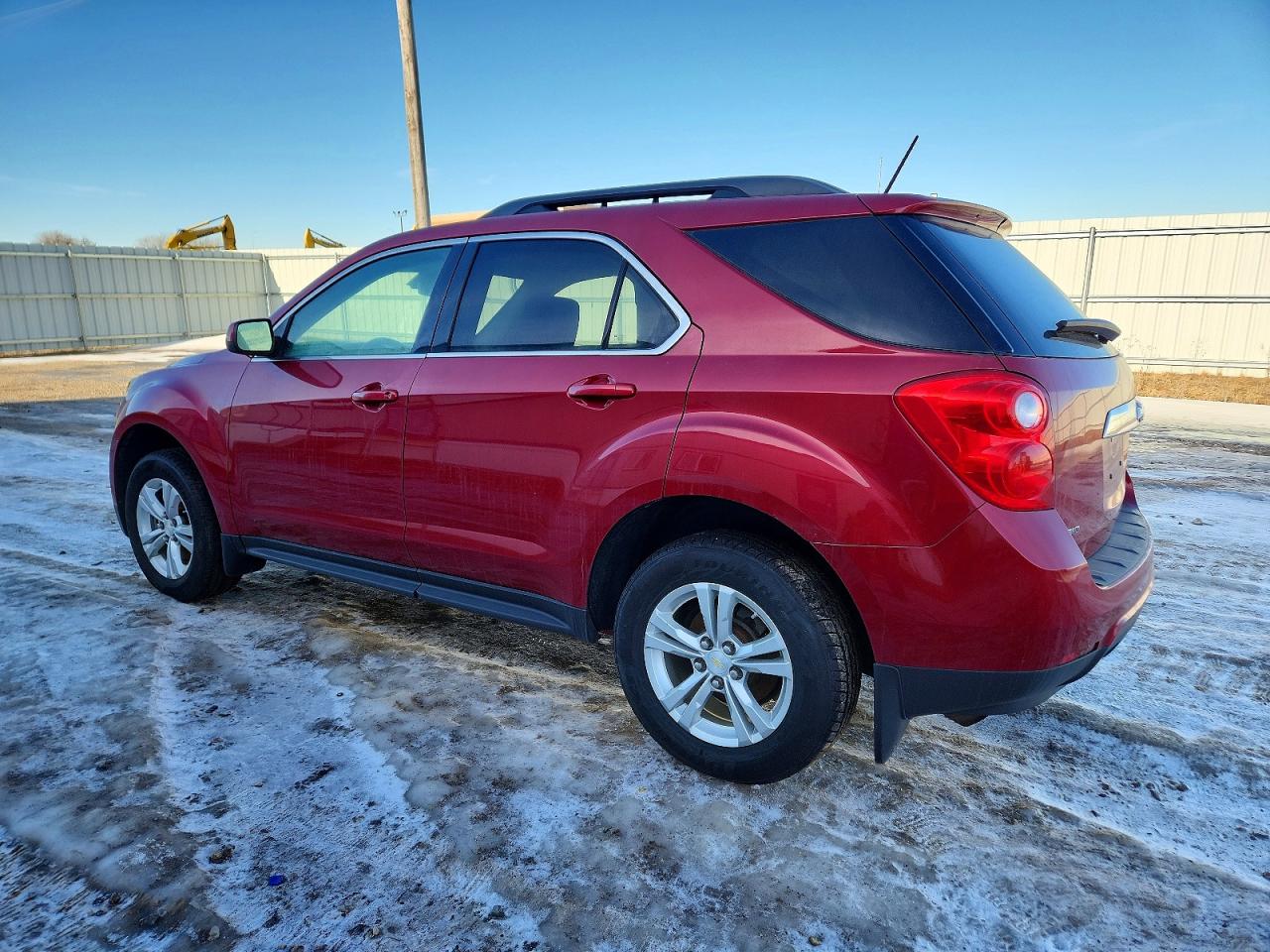 2015 CHEVROLET EQUINOX LT photo 2