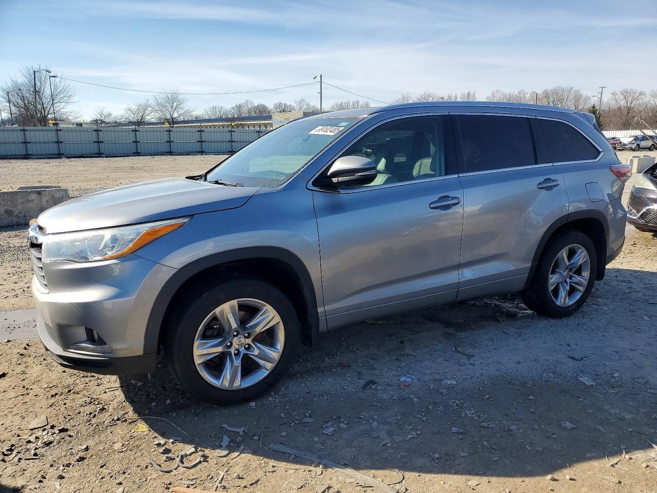 2014 TOYOTA HIGHLANDER