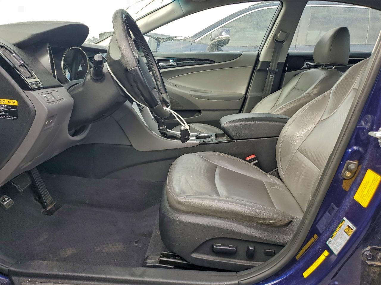 2012 HYUNDAI SONATA SE photo 7