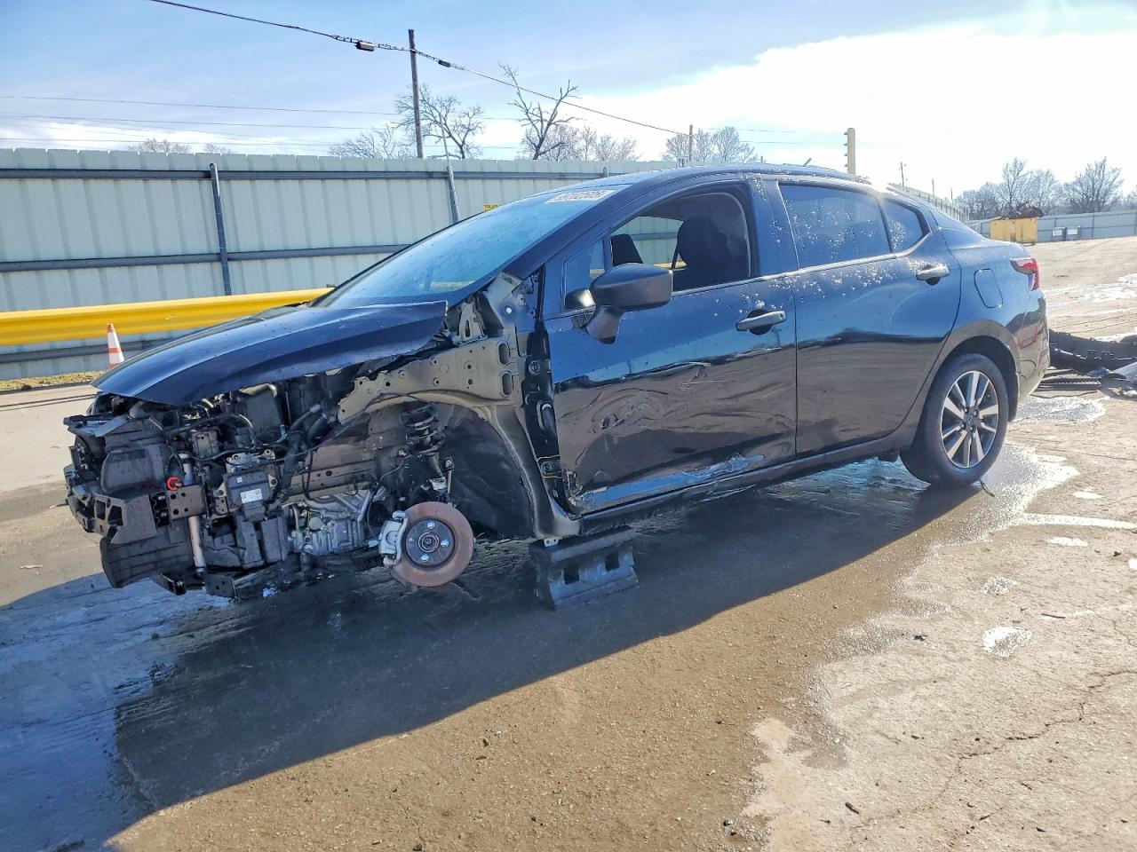 2024 NISSAN VERSA