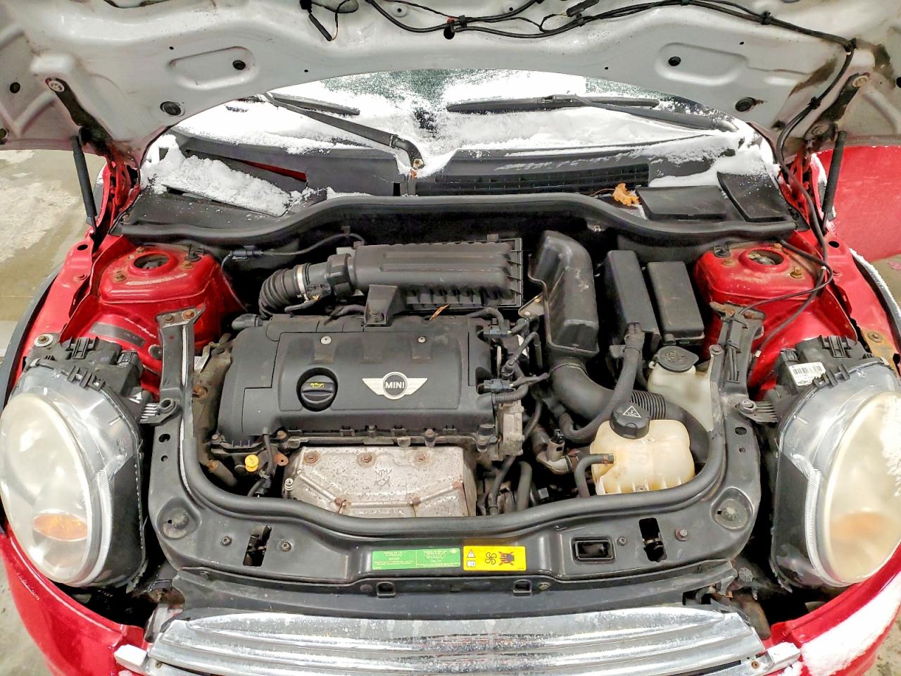 2011 MINI COOPER photo 21
