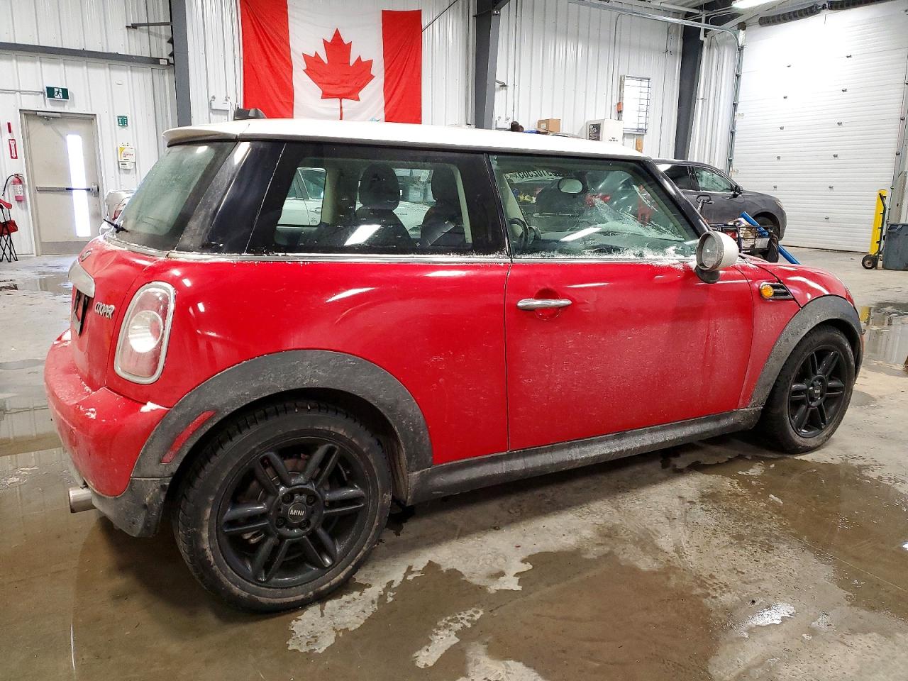 2011 MINI COOPER photo 5