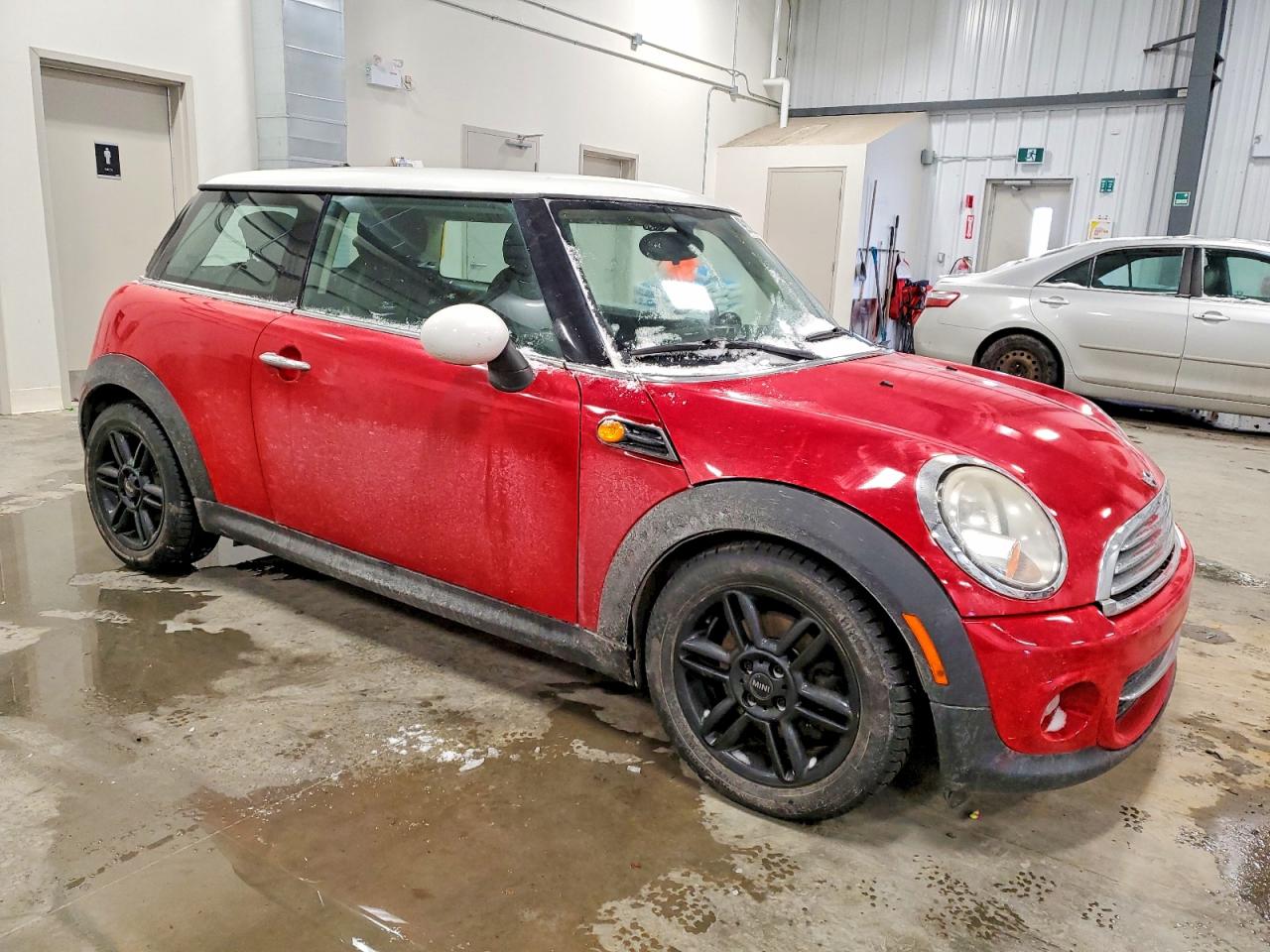 2011 MINI COOPER photo 7