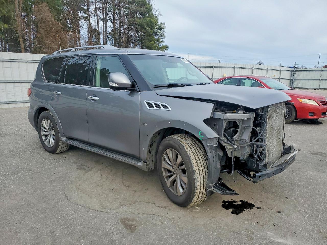 2017 INFINITI QX80 BASE photo 4