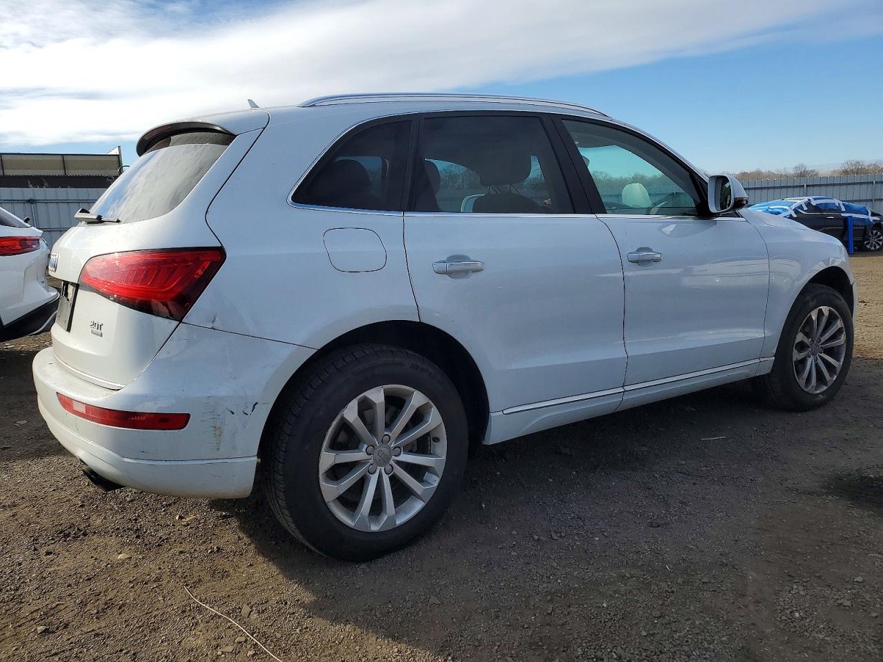 2016 AUDI Q5 PREMIUM photo 3
