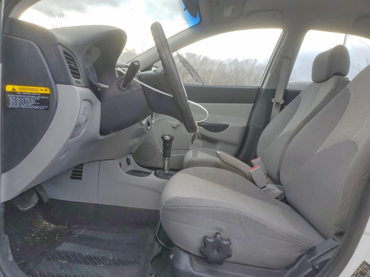 2009 HYUNDAI ACCENT GLS photo 7