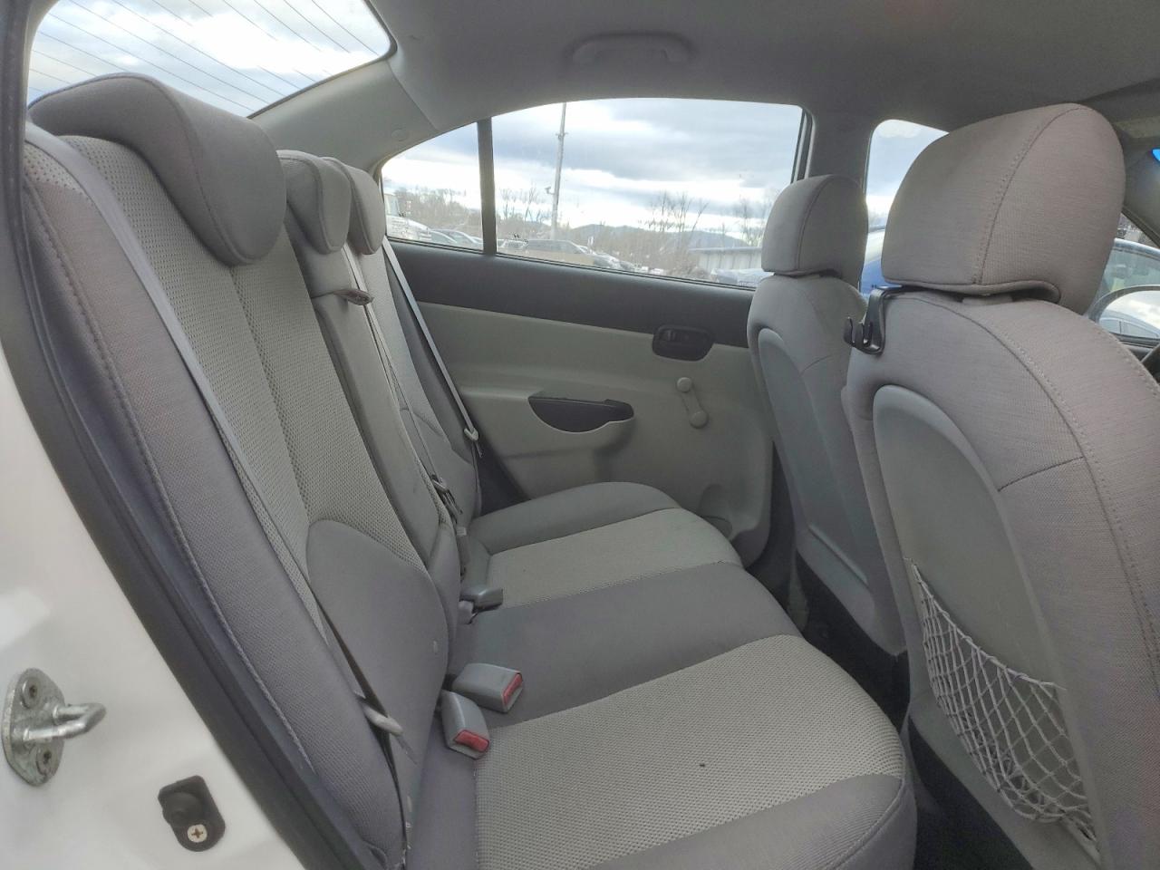 2009 HYUNDAI ACCENT GLS photo 10