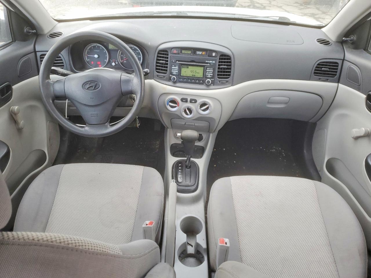 2009 HYUNDAI ACCENT GLS photo 8