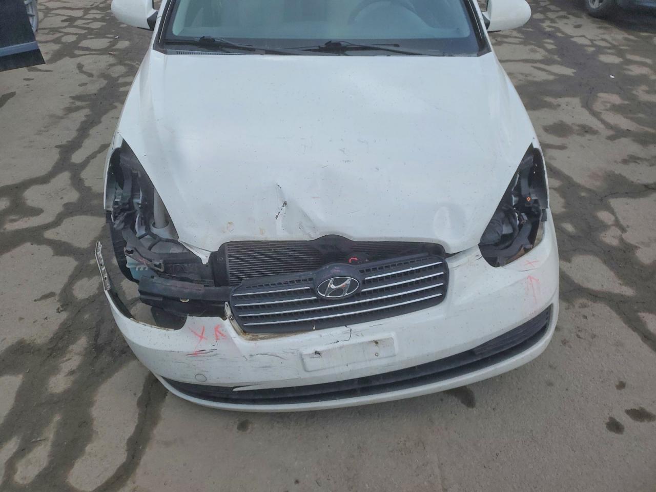 2009 HYUNDAI ACCENT GLS photo 11