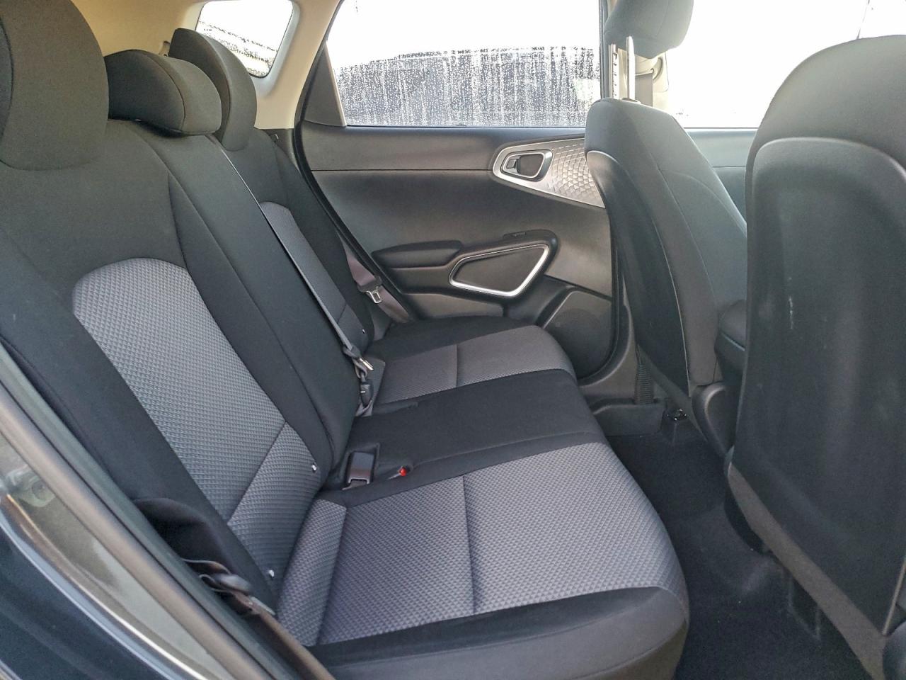 2025 KIA SOUL LX photo 10