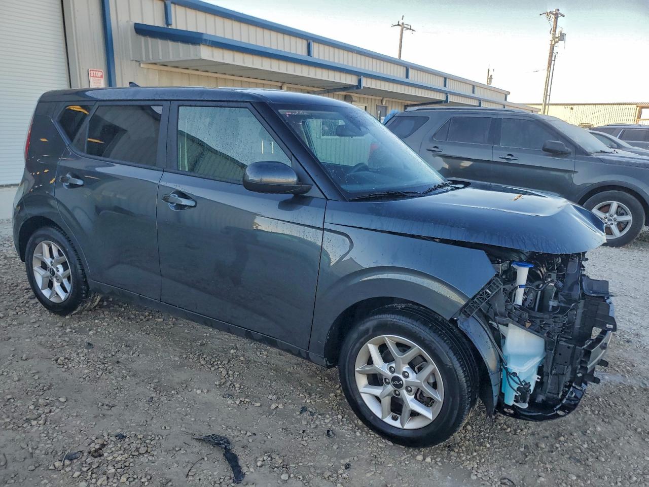 2025 KIA SOUL LX photo 4