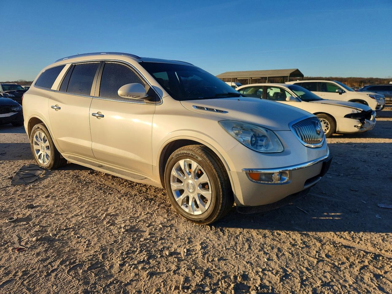2011 BUICK ENCLAVE CXL photo 4