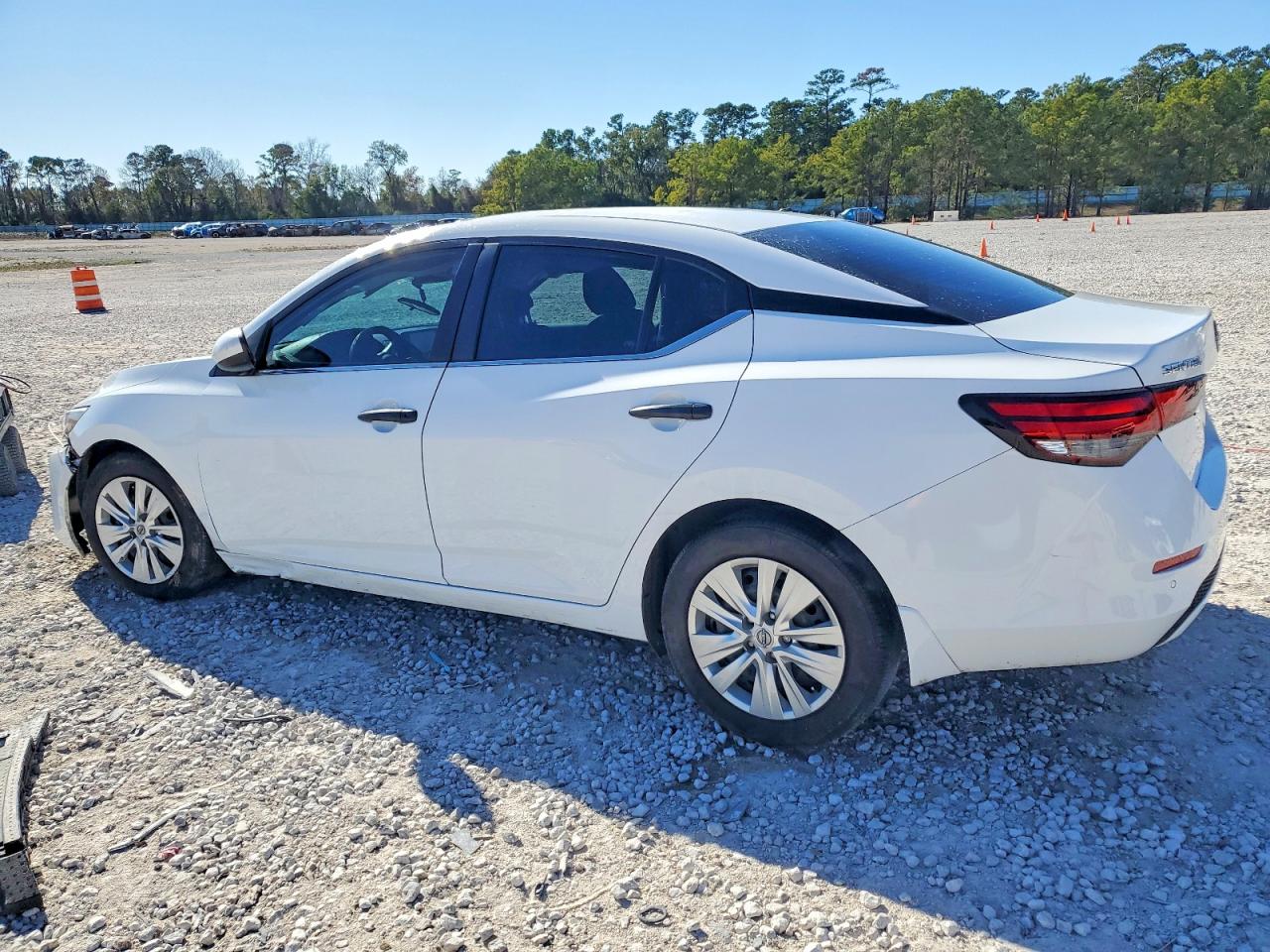 2025 NISSAN SENTRA S photo 3
