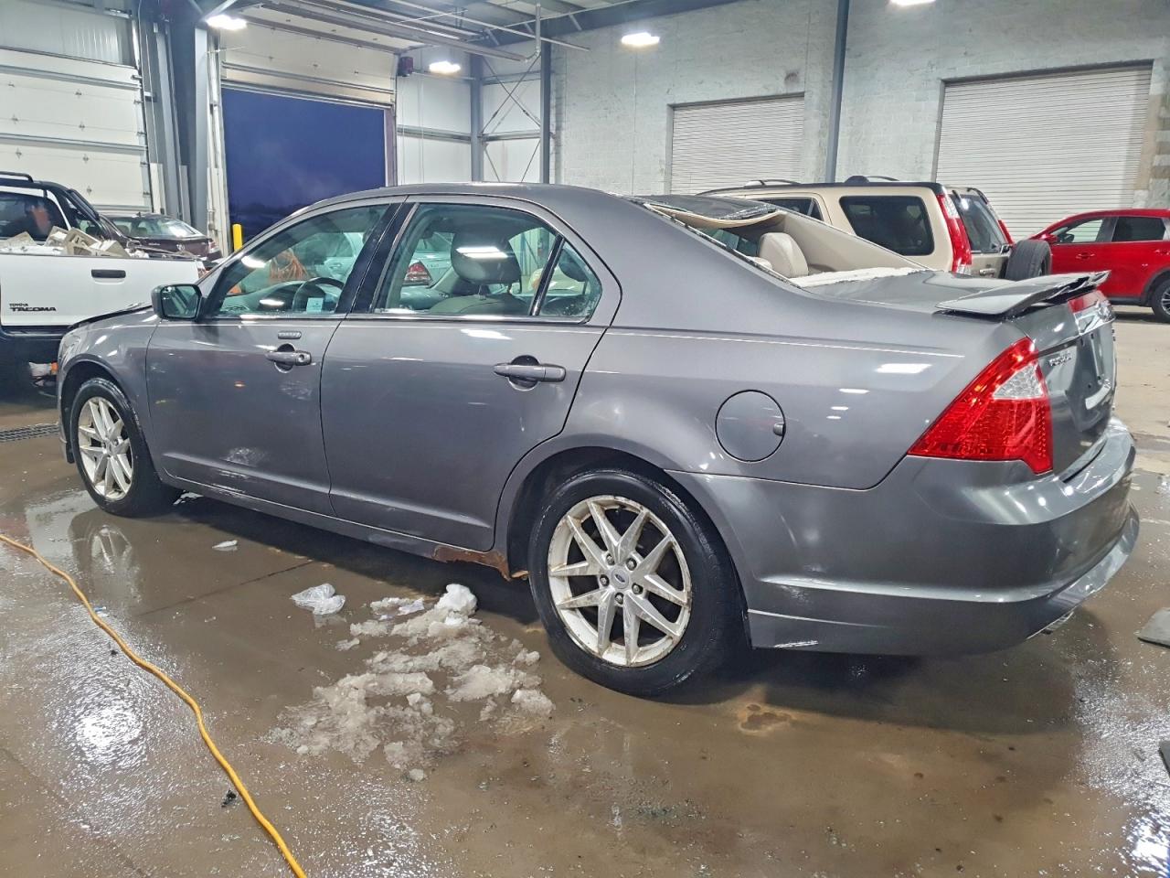 2011 FORD FUSION SEL photo 3