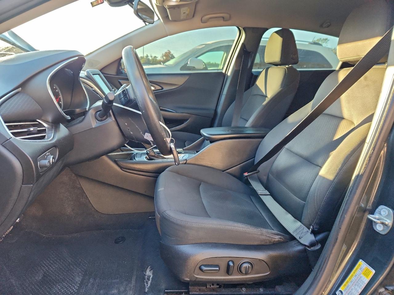 2016 CHEVROLET MALIBU LT photo 7