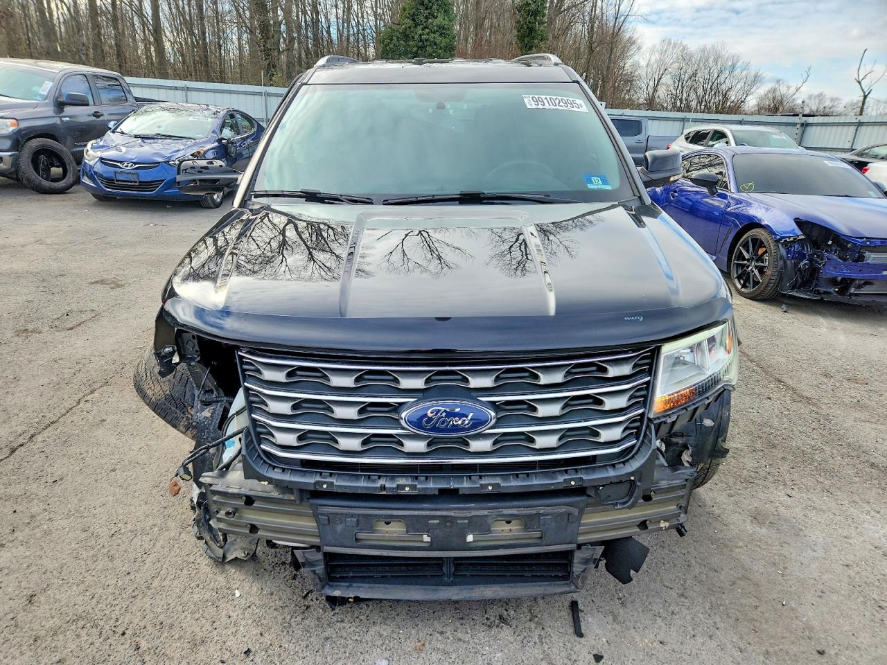 2017 FORD EXPLORER XLT photo 5