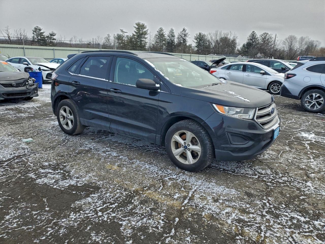 2015 FORD EDGE SE photo 4