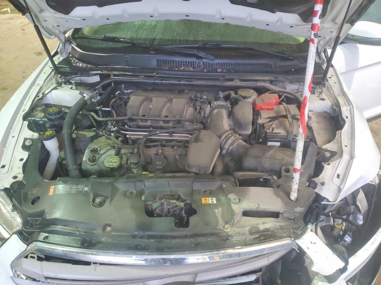 2016 FORD TAURUS SEL photo 11