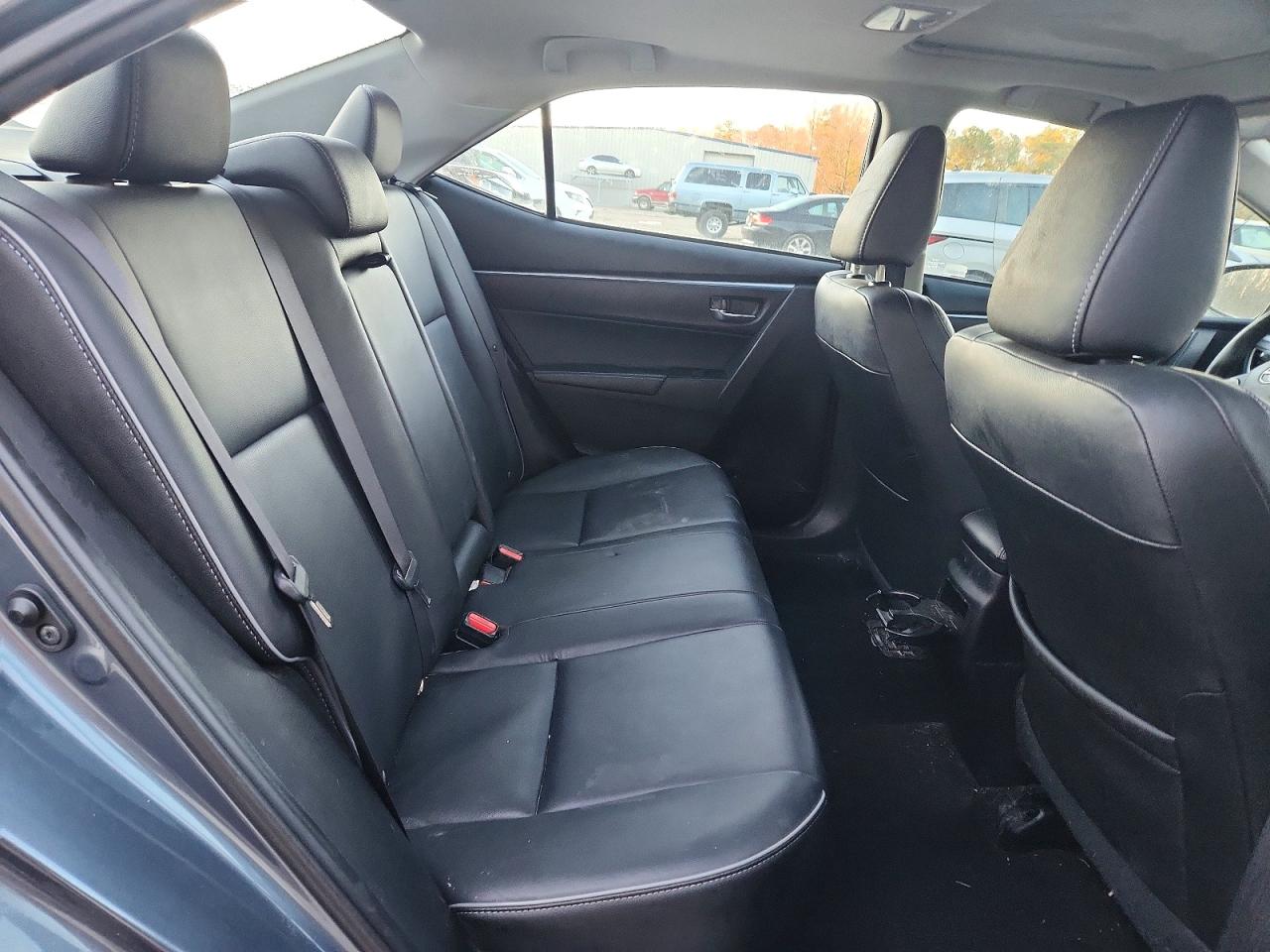 2016 TOYOTA COROLLA L photo 10