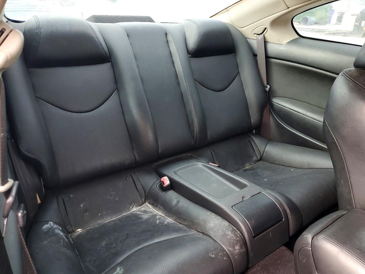 2012 INFINITI G37 BASE photo 10