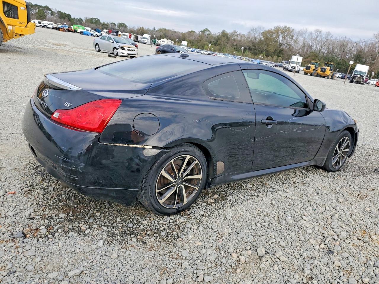 2012 INFINITI G37 BASE photo 3