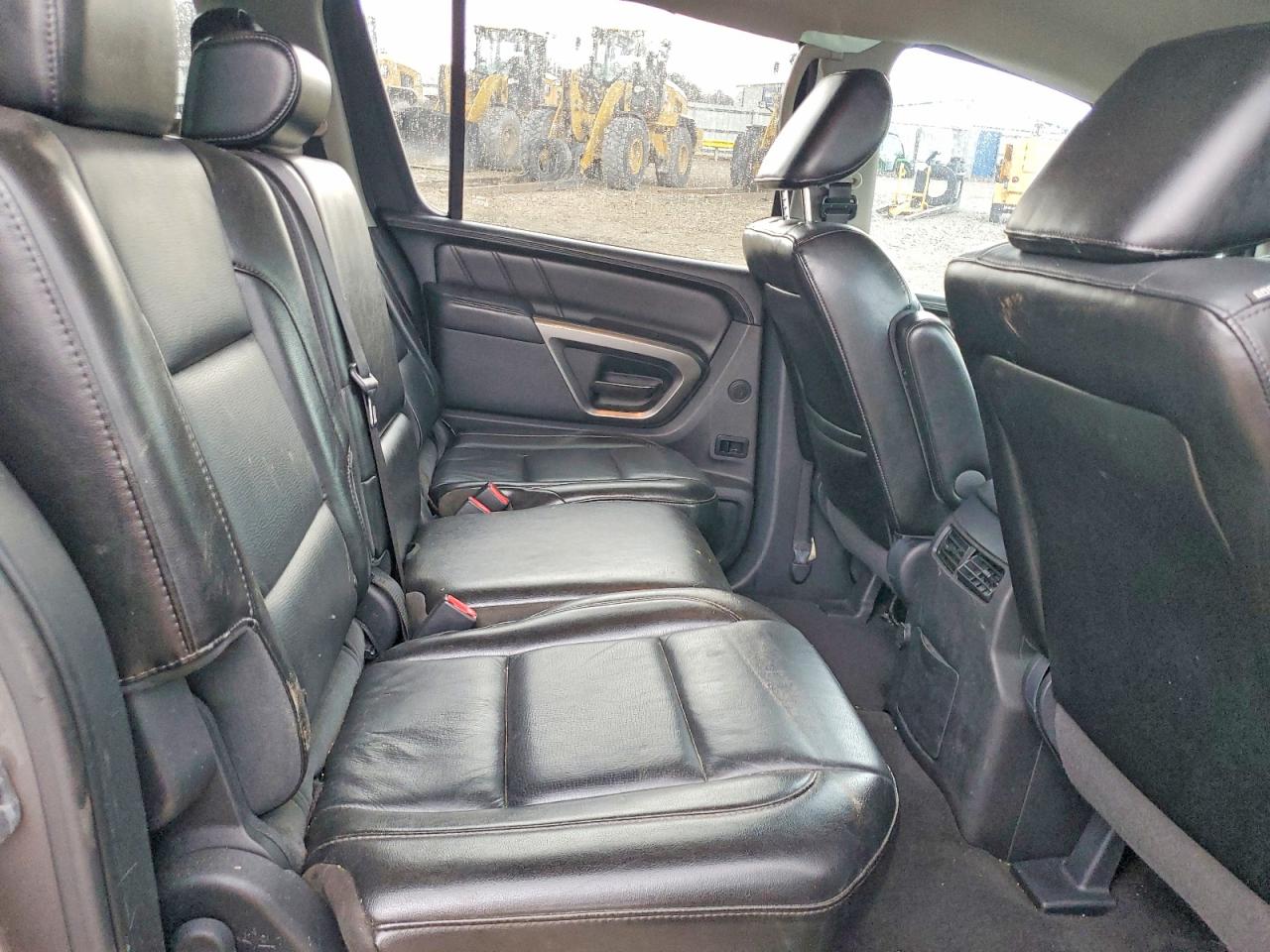 2015 NISSAN ARMADA SV photo 11