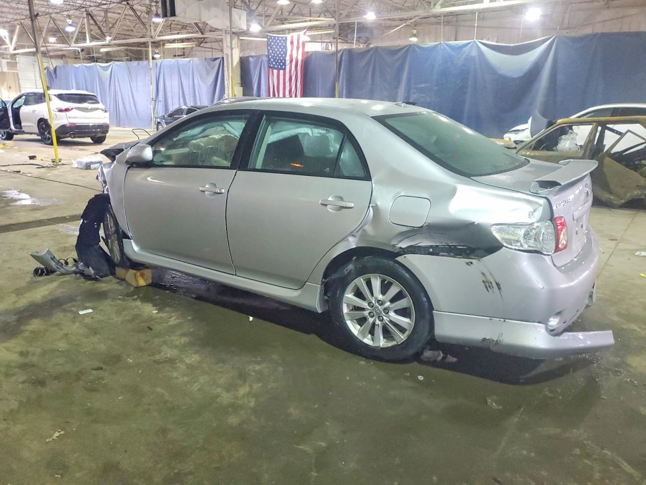 2010 TOYOTA COROLLA BASE photo 2