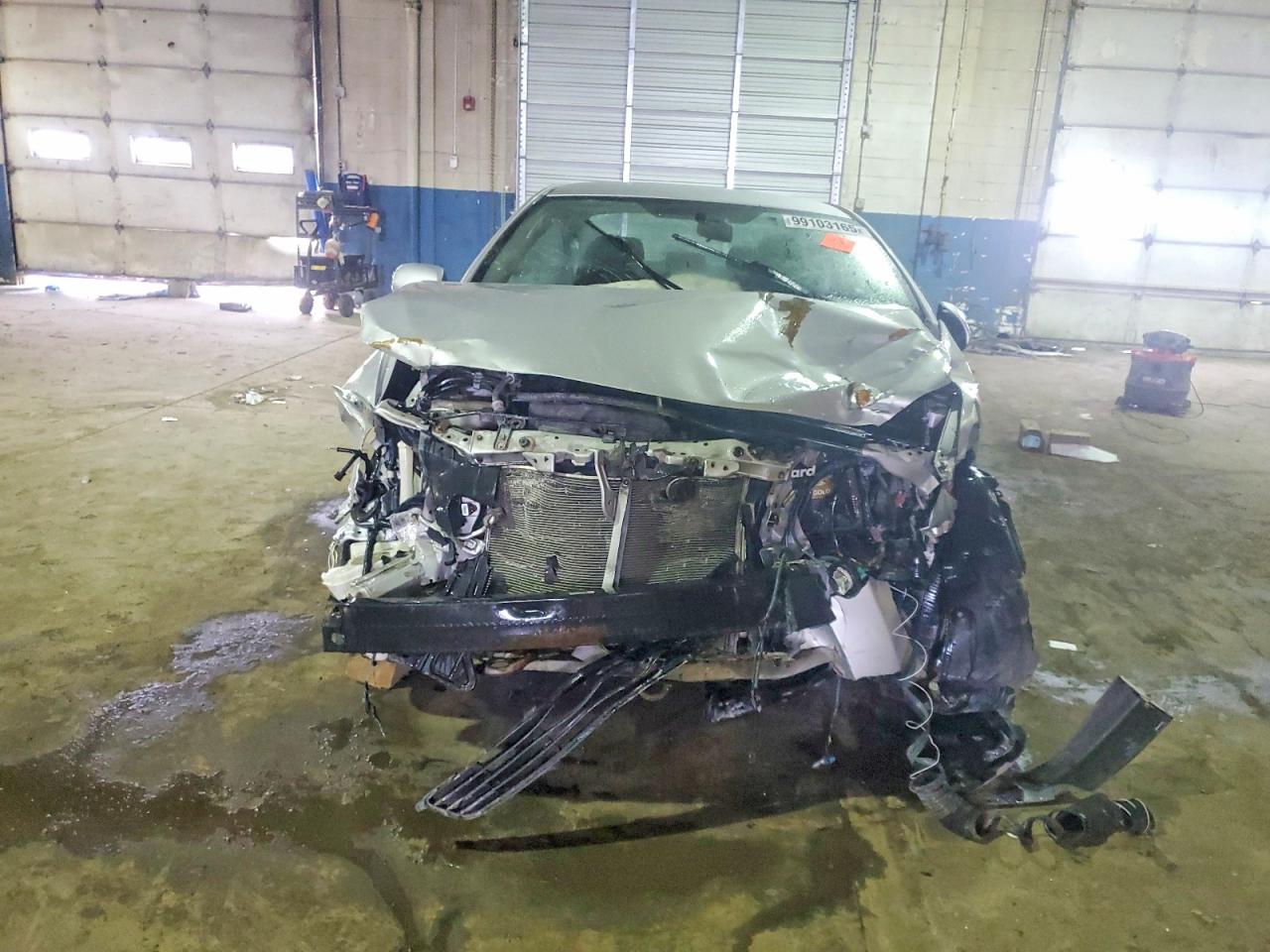 2010 TOYOTA COROLLA BASE photo 5